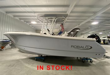 2024 Robalo R230 Solid Alloy Boat